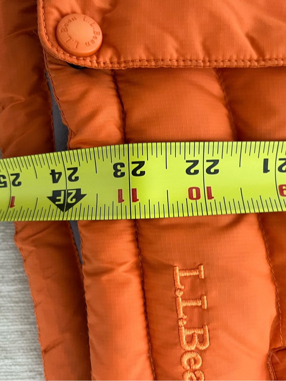 LL Bean Goose Down Puffer Vest. - Picture 10 of 14